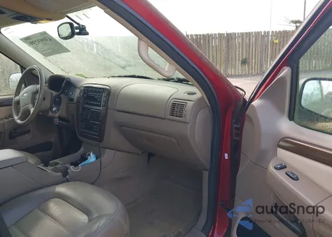 2005 Ford Explorer Eddie Bauer z USA, uszkodzony, nr VIN 1FMDU74K05UA93186